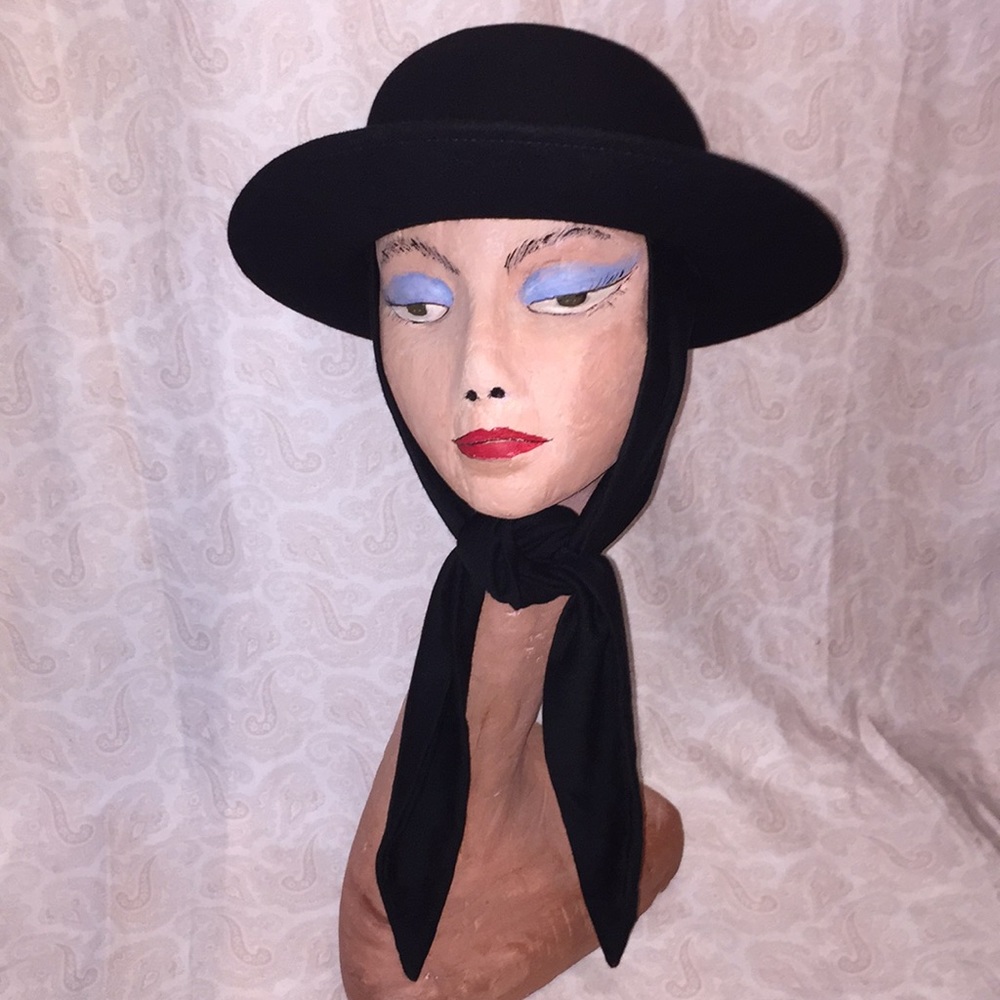 100% blk wool hat 21.5” made in America